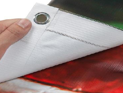 河口喷绘和刀刮布的工艺区别。